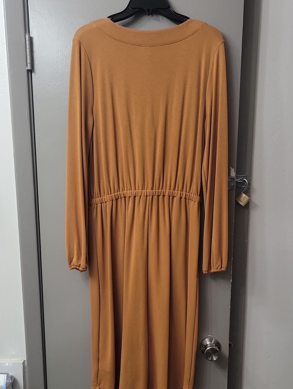 Old Navy Mustard Ladies Knit Dress - Picture 4 of 4
